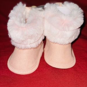 Stepping Stones Pretty Pink with White Faux Baby Shoes. Size 1/ 0-3 months